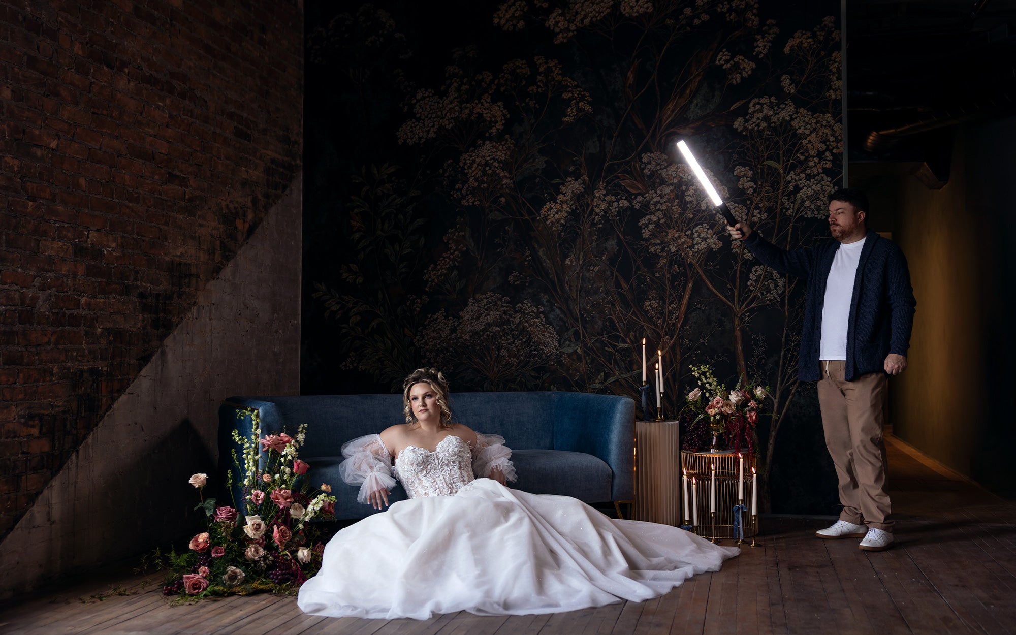 Wedding portrait behind the scenes using handheld tube light Ice Light 3